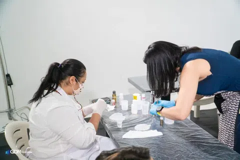 Resin Workshop 13-03-21 – photo 22 of 25