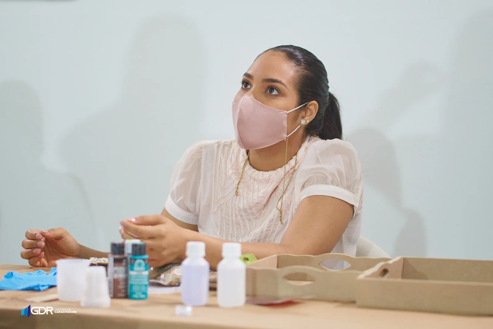 Taller de resina para adolescentes 10 a 15 años