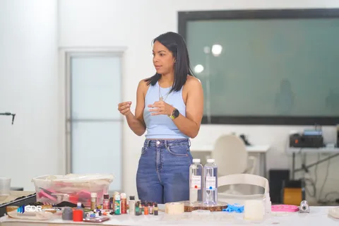 Taller de Resina – 16-07-22 – foto 23 de 55