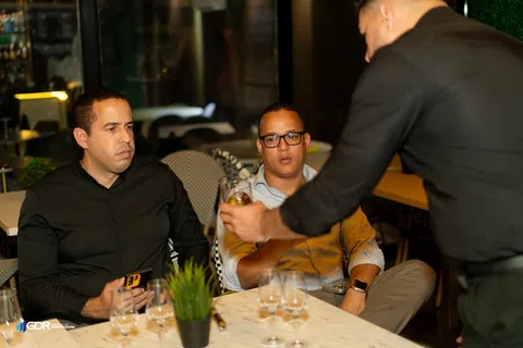 Cigarro & Ron (Velu) – 11-04-24 – foto 32 de 265